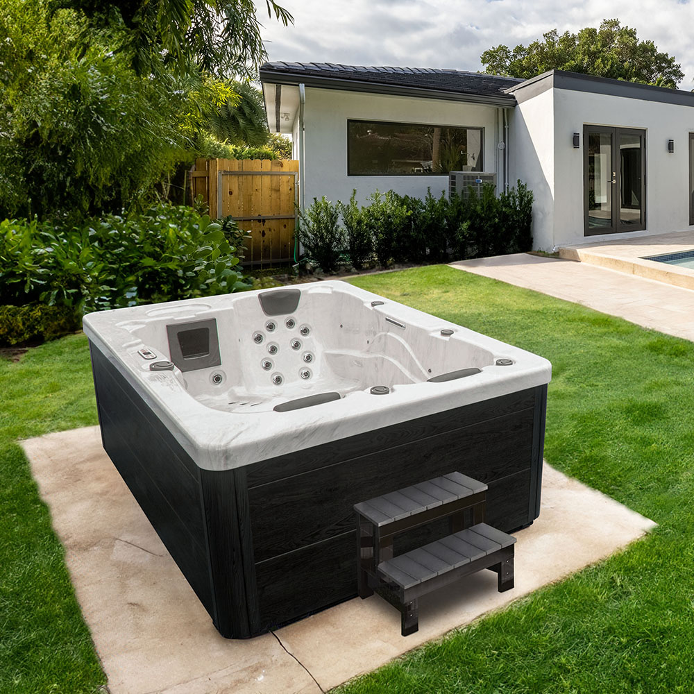 23379-Home-Deluxe-Outdoor-Whirlpool-White-Marble-Mit-Treppe-Und-Thermoabdeckung-Ambiente04