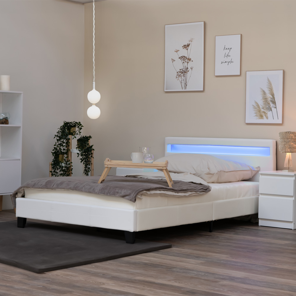 9177-Home-Deluxe-LED-Bett-ASTRO-140x200-Weiss-Ambiente01